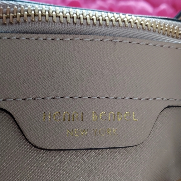 Henri Bendel large leather Satchel  in excellent condition.  Rare !! - Picture 3 of 16